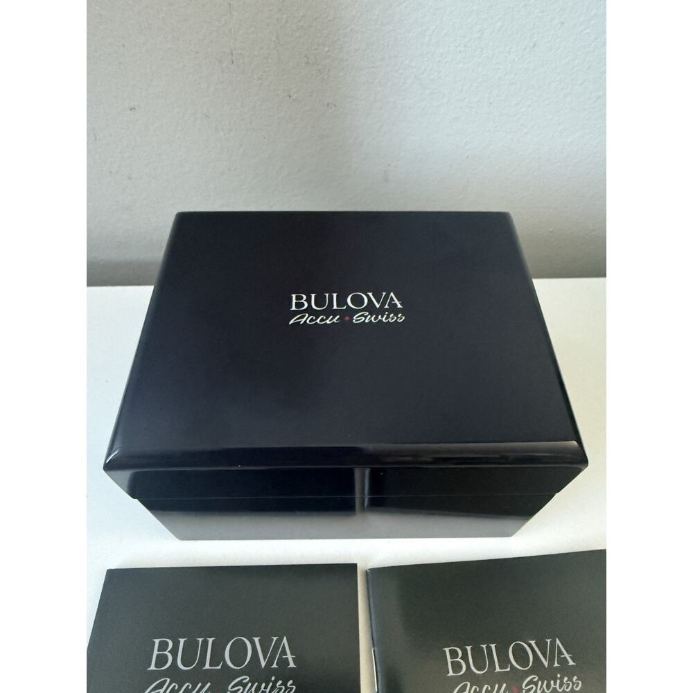 Bulova Accu Swiss Empty Box 5.7*4.3*3.6 Inch View 2